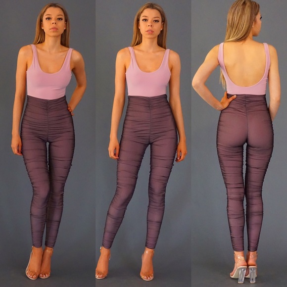 COPY - Kim Kardashian inspired sexy pink ruched jumpsuit - Picture 2 of 4